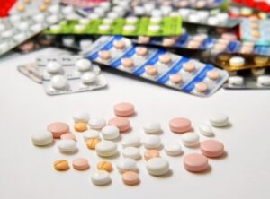 錠剤の薬を半分に割りたい時は・・・薬剤師さんが教えるライフハックが目から鱗！