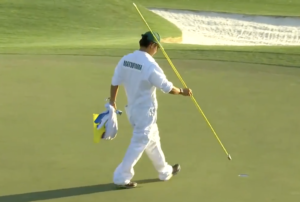 マスターズで松山英樹選手が日本人初優勝の歴史的快挙！！→キャディの早藤将太さんが取った行動に世界中が賞賛