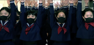 キレがやばすぎて鳥肌！制服姿で踊る『うっせぇわ』がヤバすぎる！