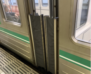 連結部分に向かっている人を見かけたらひるまず声をかけて！！→なぜなら・・・