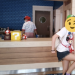 全然気づかなかった!(笑)USJで撮った写真を後日確認したら・・・吹いた!