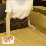 バイト中客から「お前ブッサイクやんけ」といわれ、、店員はこう言い返した・・!