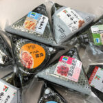 冷凍庫を開けるとなぜかコンビニのおにぎりが。疑問に思っていたら・・・マジか!!