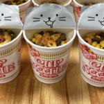 フタが2か所止めになったことで話題のカップヌードル。→遭遇率6%のレアパターンがあるらしい!それがこちら・・・