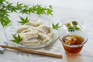 妻「また暑くなってきたから、お昼はソーメンにしようか」喜んでいたら・・・えぇぇえええっ！