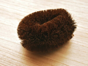 たわしを漂白剤に付けっぱなしにしてたらとんでもないことに・・！→こんな事になっちゃうんだ（笑）