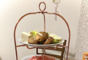 その発想はなかった！！我が家のケーキスタンドはこう使う（笑）真似したいナイスアイデア８選