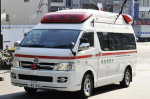 左手に突然力が入らなくなった女性。→家族に勧められるも救急車を呼ぶのを躊躇していたら・・・