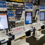 セルフレジに1万円を投入したら機械が止まり→その後の展開に・・「みんなも気をつけて、、」
