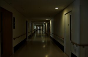 「人手不足で・・・」男性が聞いた病院の怖い話ベスト１位は・・・