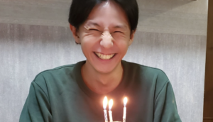 実家で出てきた「巨大シュウマイのケーキ」が最高だった→見てみたら・・・これはテンション上がる（笑）