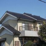 「一万円で買ったボロ戸建てのベランダが崩壊」見てみたら・・・ひぃぃぃいい