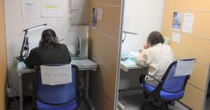 空いた口が塞がらない。『いのちの電話』の職員に求められる条件が・・・