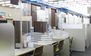 長男の学費を振り込みに銀行を訪れたら・・・ひぃぃっ