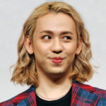 結婚会見で奥さんのぺこさんが色々してくれるというりゅうちぇるさんに「今だけ」と記者が否定的な発言。これに対しての返しに・・「尊敬する」「なんて素敵な人なんだ」