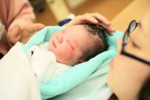 出産時の「母子共に健康です」という言葉の本当の意味は・・・