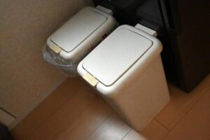 洗ってもとれないゴミ箱についた生ゴミの匂い・・そんな悩みにはコレがめっちゃ効果的！！
