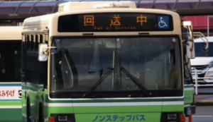 「回送車の乗務員がマスクを していなかった」と苦情が。→これに対し担当者は・・・