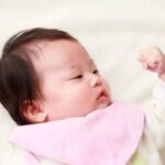 左利きの人間を激しく嫌っていた父。孫が左手ばかりを動かすのを見て・・・