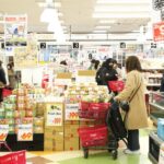 「これもう犯罪やろ・・」スーパーで買い物する6人家族。→聞こえてきた会話にゾッとした・・