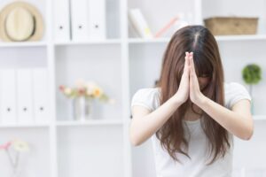 人にお願いがある時は「お願いがあるんですけど」ではなく・・・協力してもらえる確率があがる言い方がこちら！