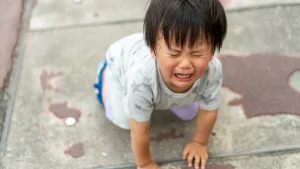 スーパーで父親と手を繋ぎ泣きながらママを探す男の子。→続く展開に心臓が止まりそうになった・・