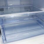 「マジでどういうこと」5年前に新品で買った冷蔵庫を掃除していたら奥の隙間から・・・