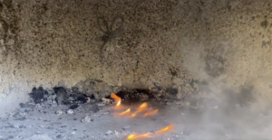 「思わず鳥肌が立った」神事の後、かまどの中を見たら何も無いところで・・・