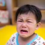耳にレゴを入れてしまった息子。母親がなんとか取り出すと耳を疑う一言・・・