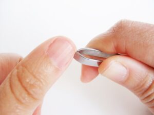 こんなにも簡単にトゲが抜けた！いい方法見つけた！