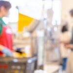 スーパーのレジに貼られた貼紙。→これ、全く理解できない!