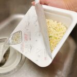 カップ焼きそばの湯切りの際に麺が出てしまうから、こんな風にしてみました！