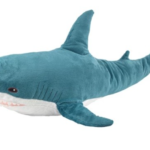 サメのぬいぐるみを洗った後のぬいぐるみの態度に爆笑!