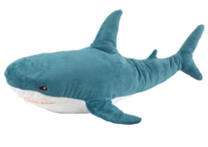 サメのぬいぐるみを洗った後のぬいぐるみの態度に爆笑！